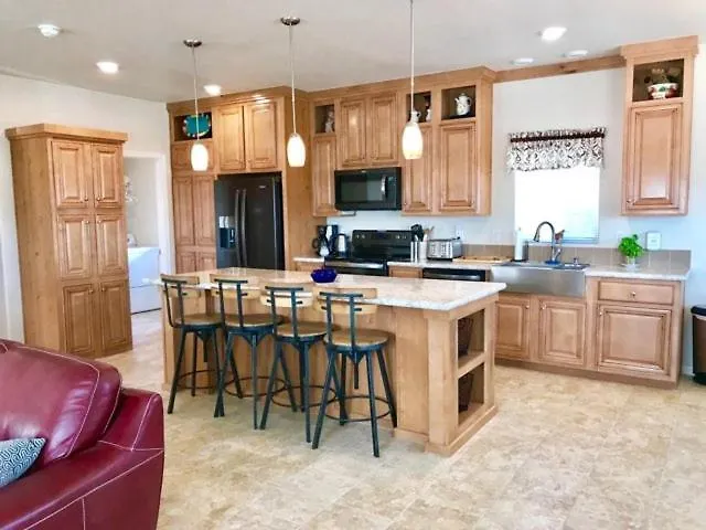 Antelopecanyonhouse W View Offering Deals For One Couples Pets Okay *