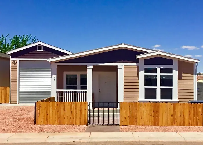 Antelopecanyonhouse W View Offering Deals For One Couples Pets Okay