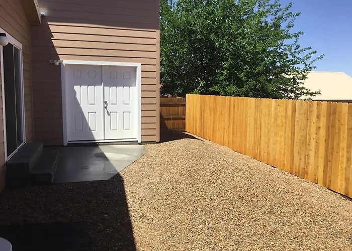 Holiday home Antelopecanyonhouse W View Offering Deals For One Couples Pets Okay *